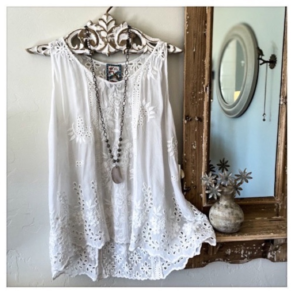 Johnny Was New White Eyelet Tank